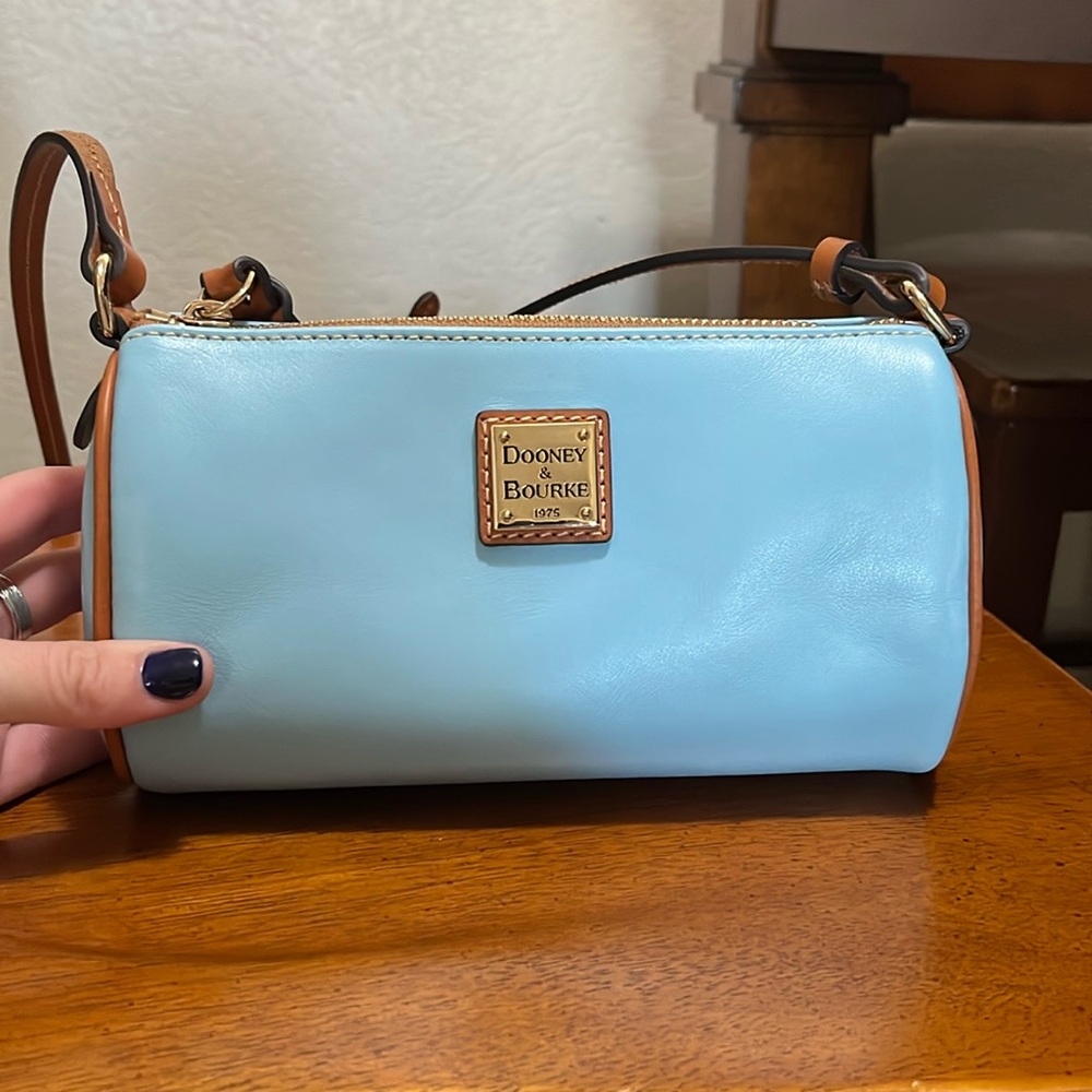 Dooney & Bourke crossbody